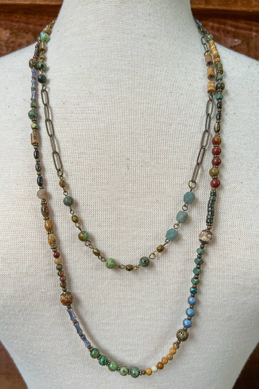 Rochester two-layer necklace on a display bust