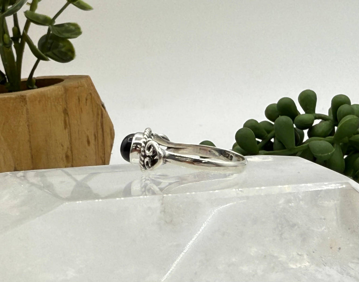 Black Onyx East-West Sterling Silver Ring - Size 6, photo 5 of 5