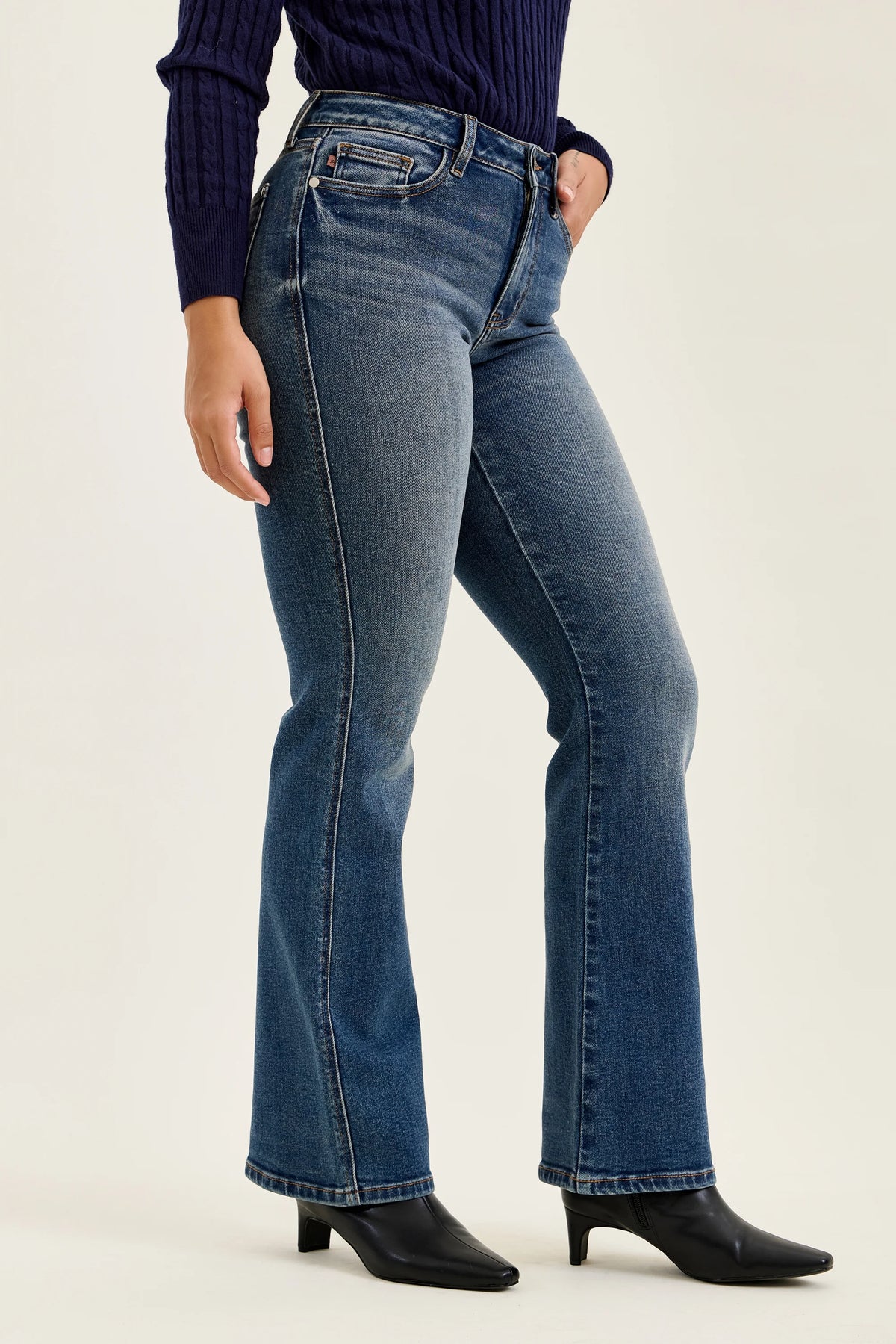Judy Blue DAISY Bootcut Dusk Rider - Indigo