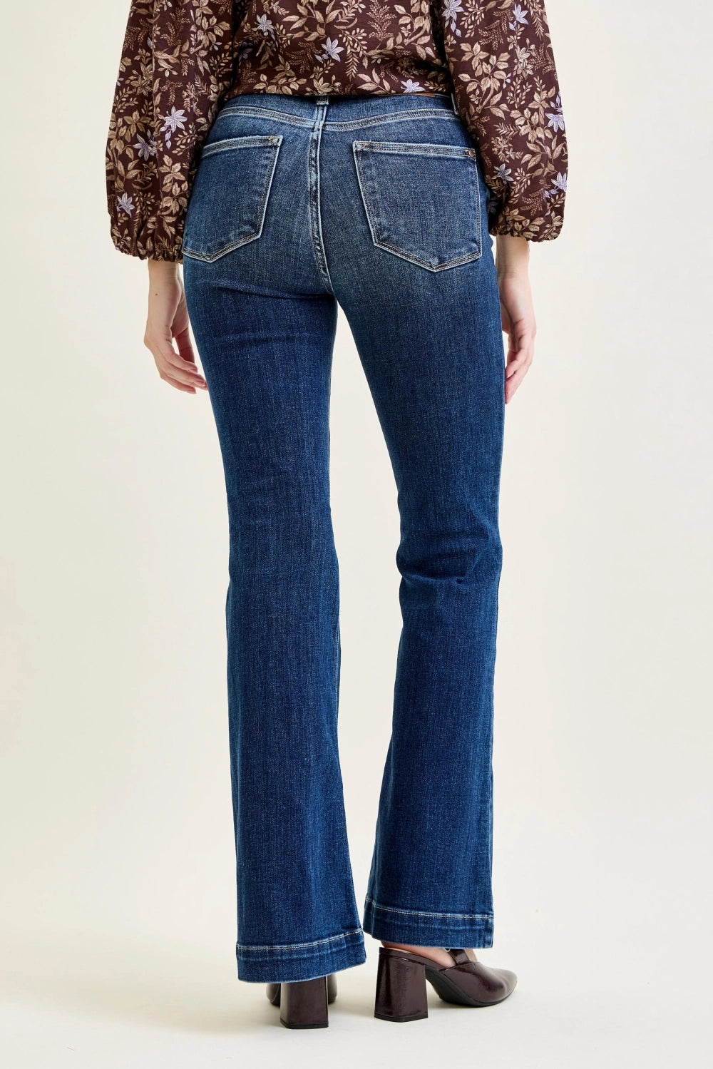 Trouser Flare ~ Dark
