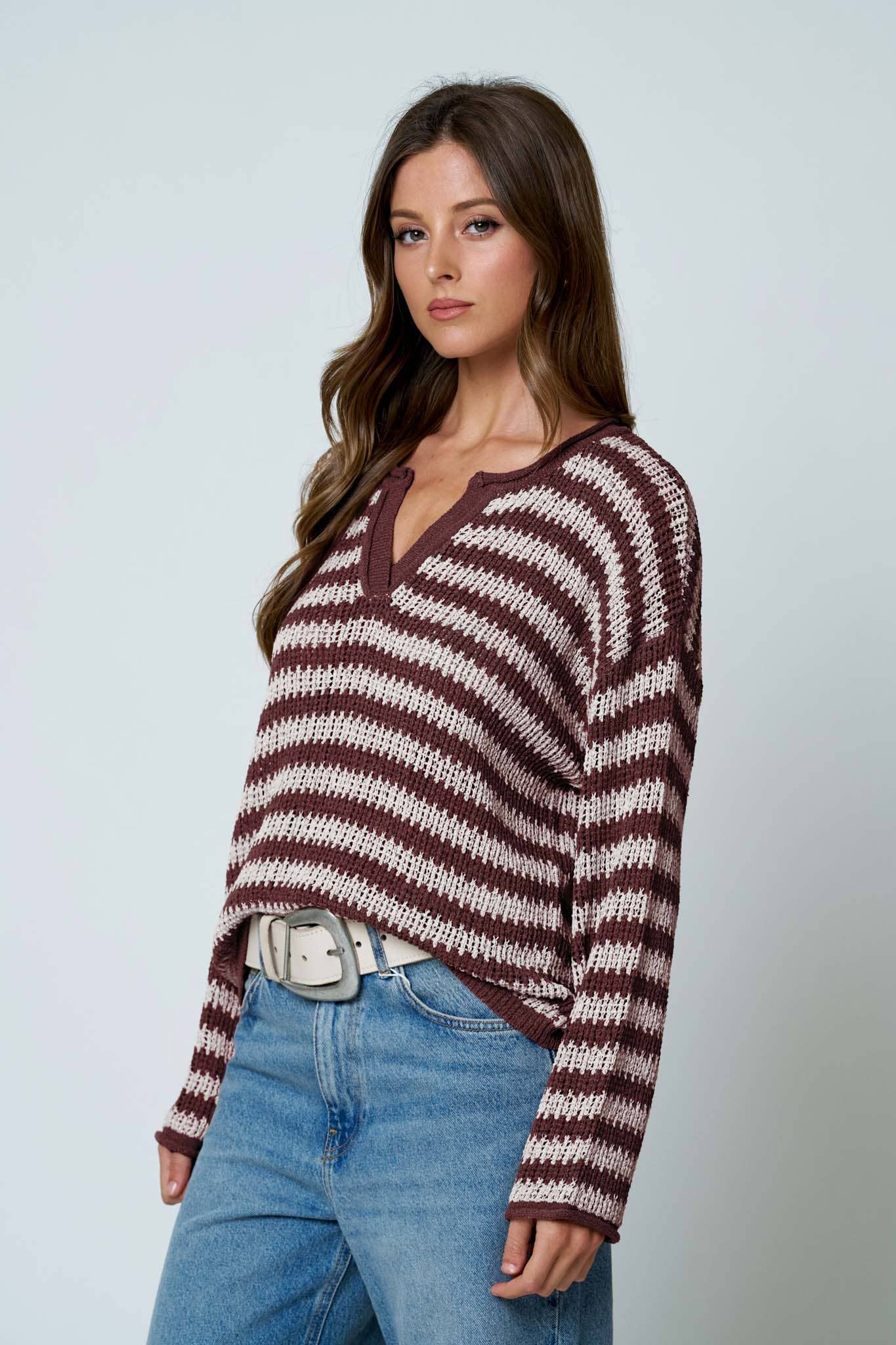 STRIPE RAW EDGE SPLIT NECK SHEER KNIT SWEATER : BURGUNDY