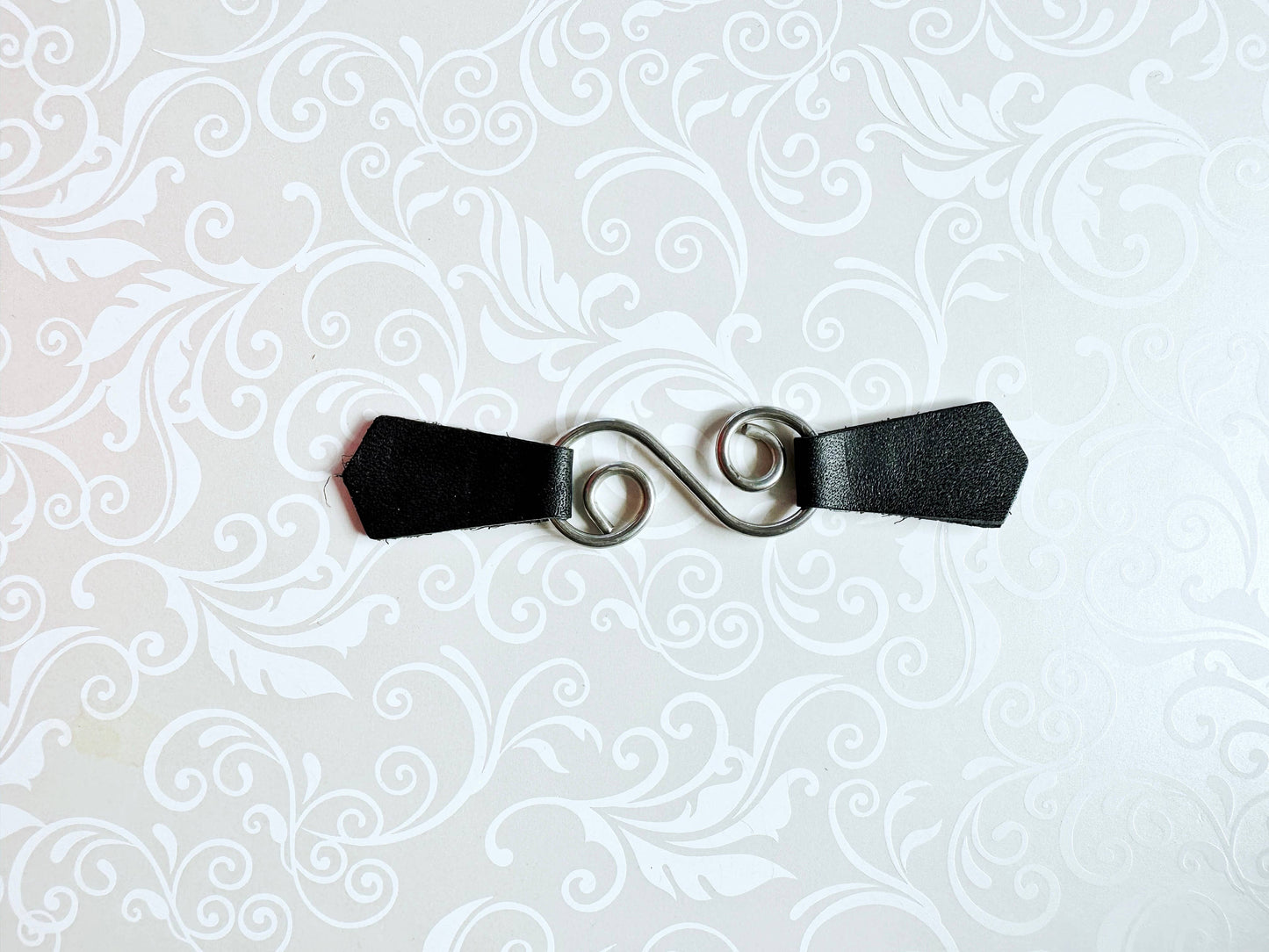 Silver & Black Leather Swirl Dress & Cardigan Cinch Clip