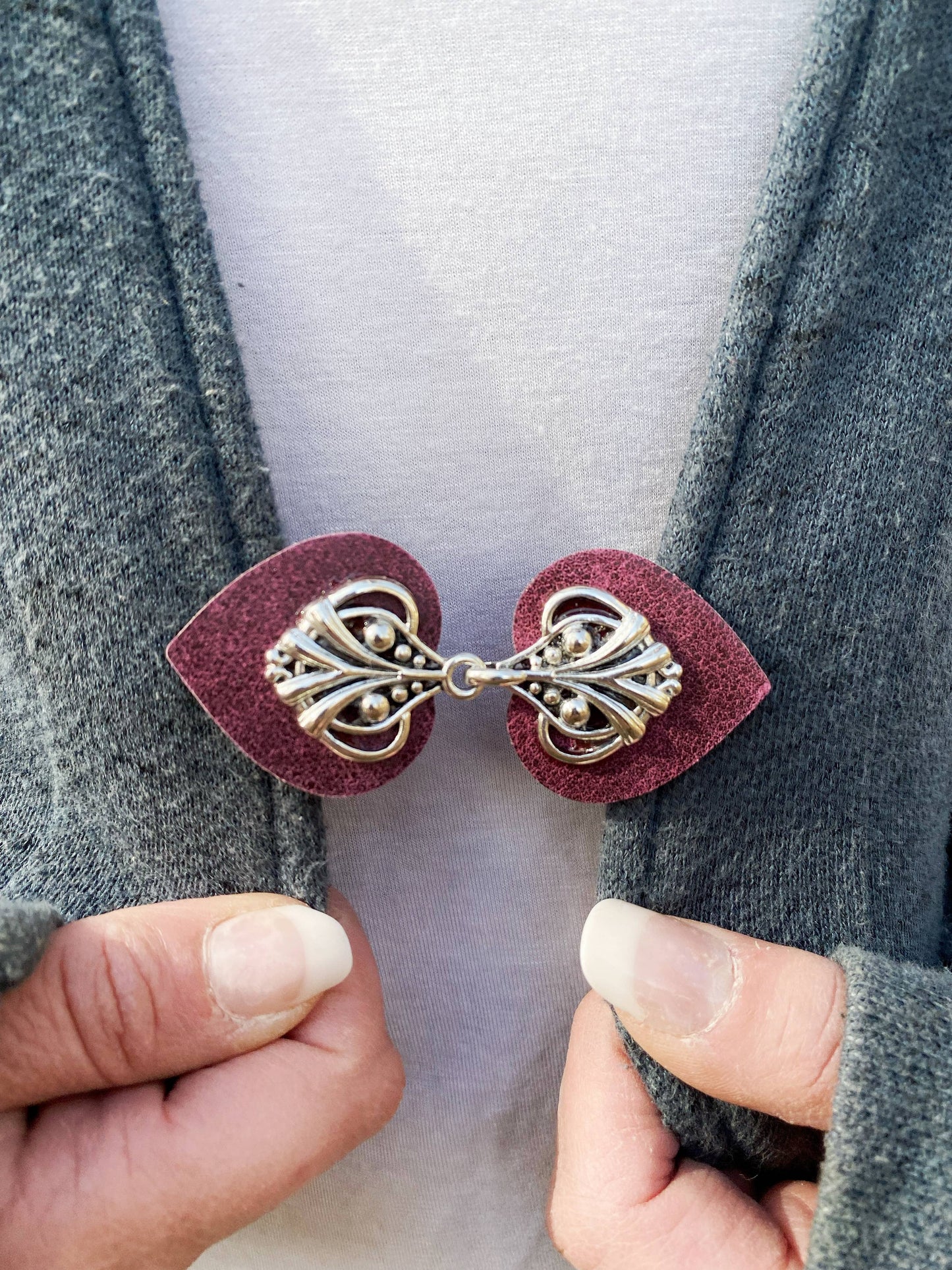 Clothing Cinch Clips, Steampunk Minimalist Vintage-Style - Plum