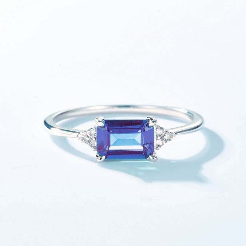 Emerald Cut Alexandrite Ring in 925 Sterling Silver: SZ7