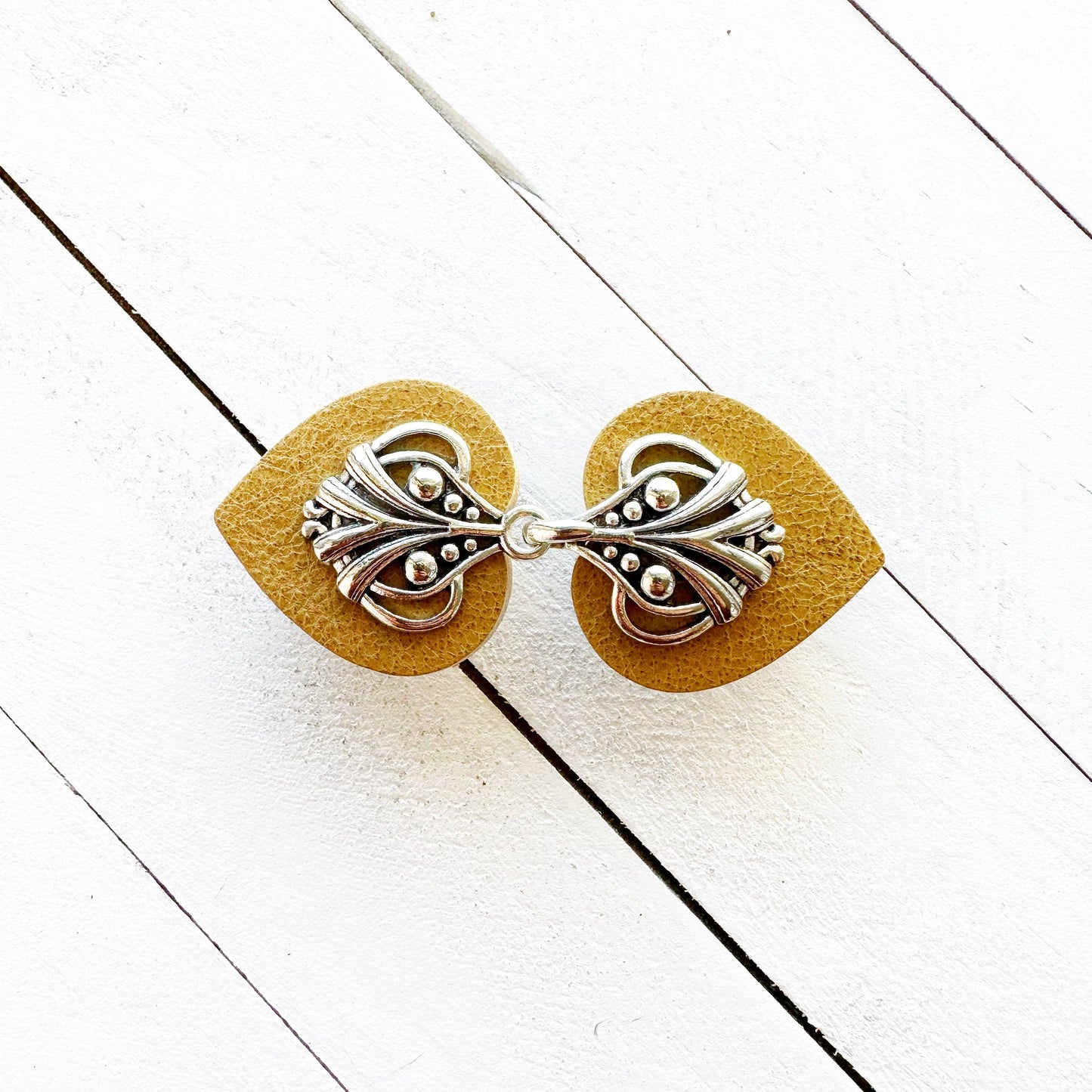 Sweater, Cardigan Cinch Clips - Butterscotch