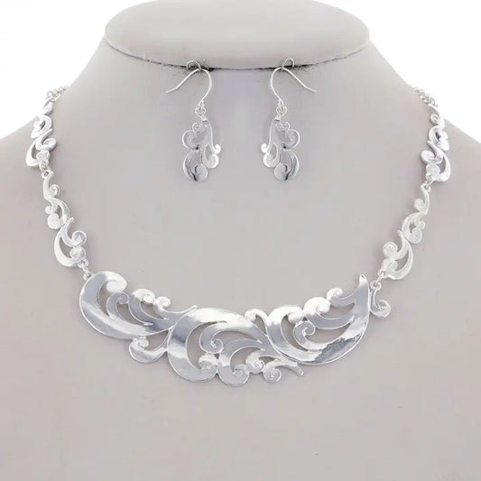 Silver Filigree Cutout Metal Bib Necklace Set