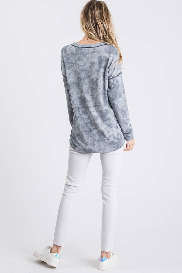 Vintage Tie Dye V Neck Top: Vintage Denim