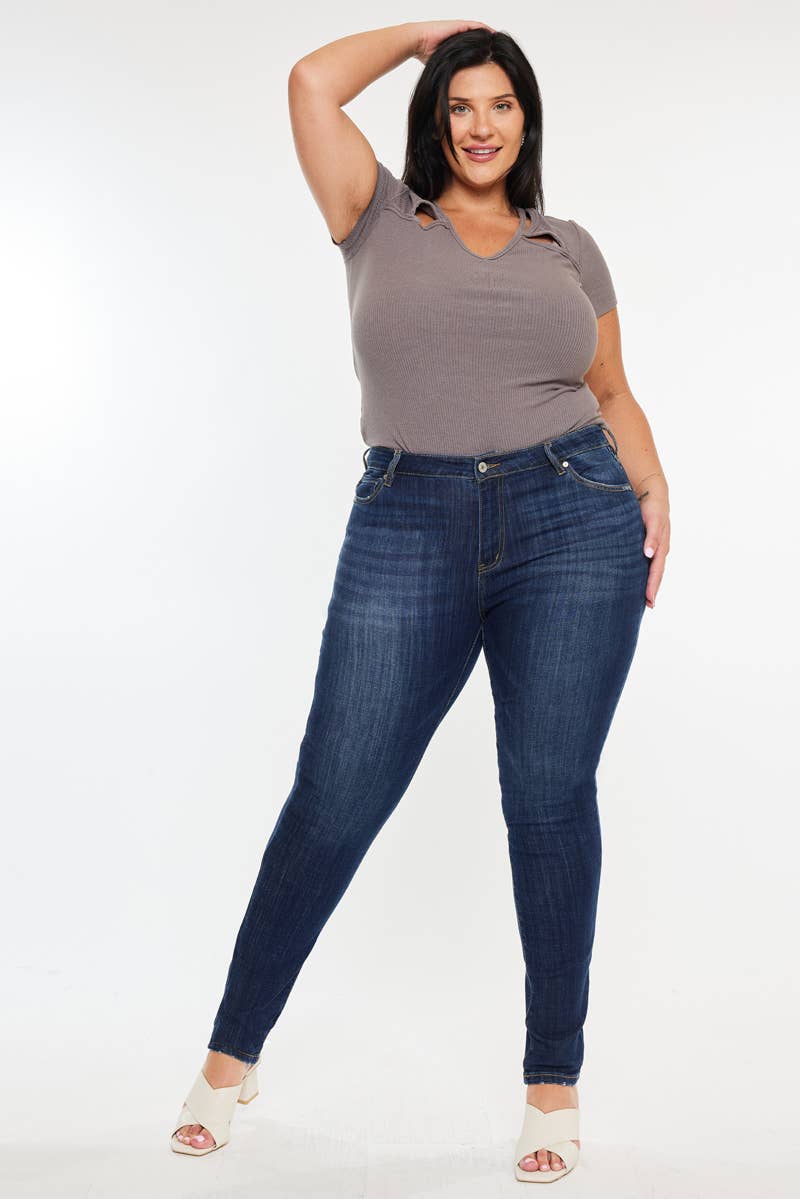 PLUS Kan Can MID RISE SUPER SKINNY JEANS DARK WASH