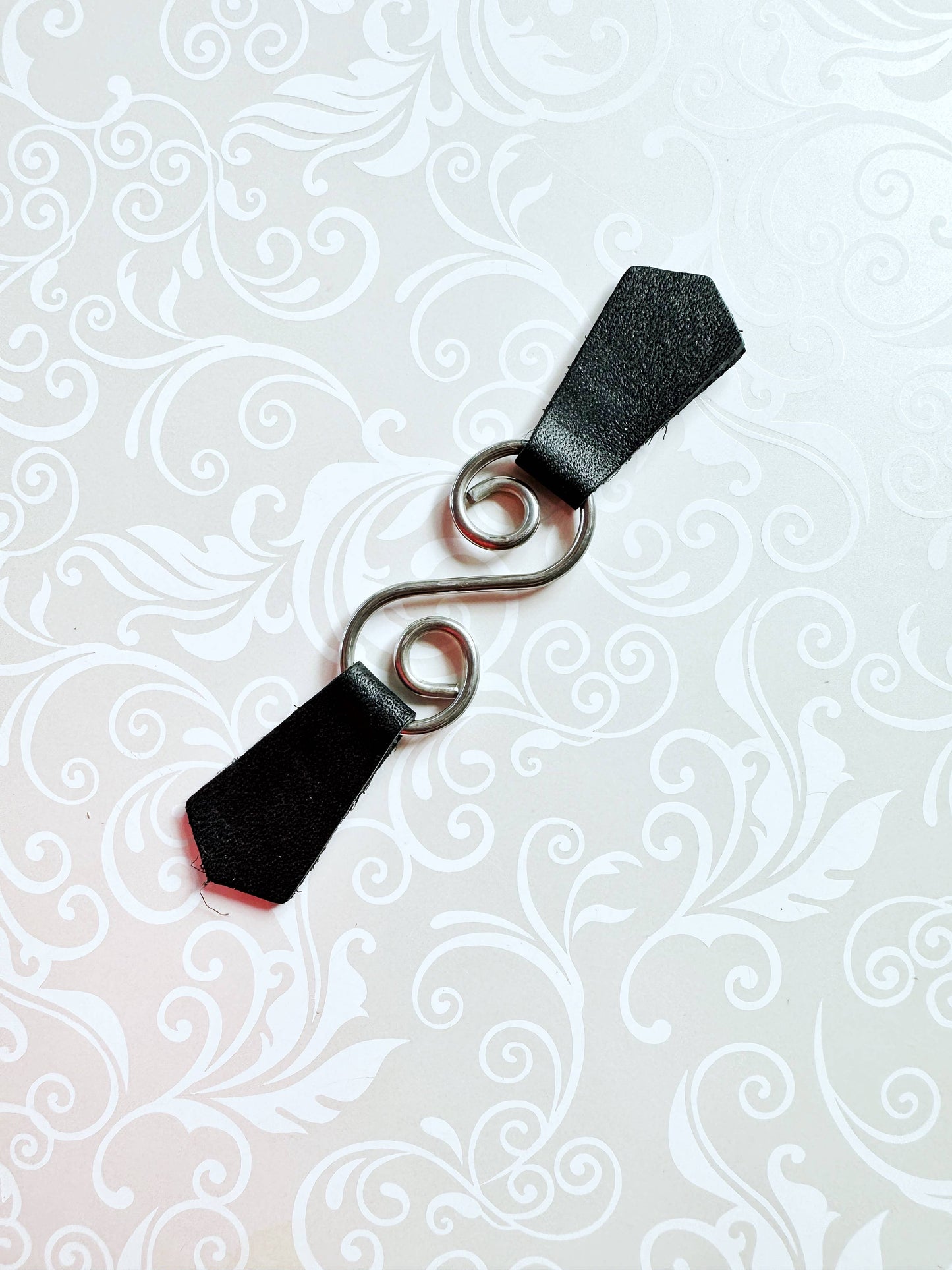 Silver & Black Leather Swirl Dress & Cardigan Cinch Clip