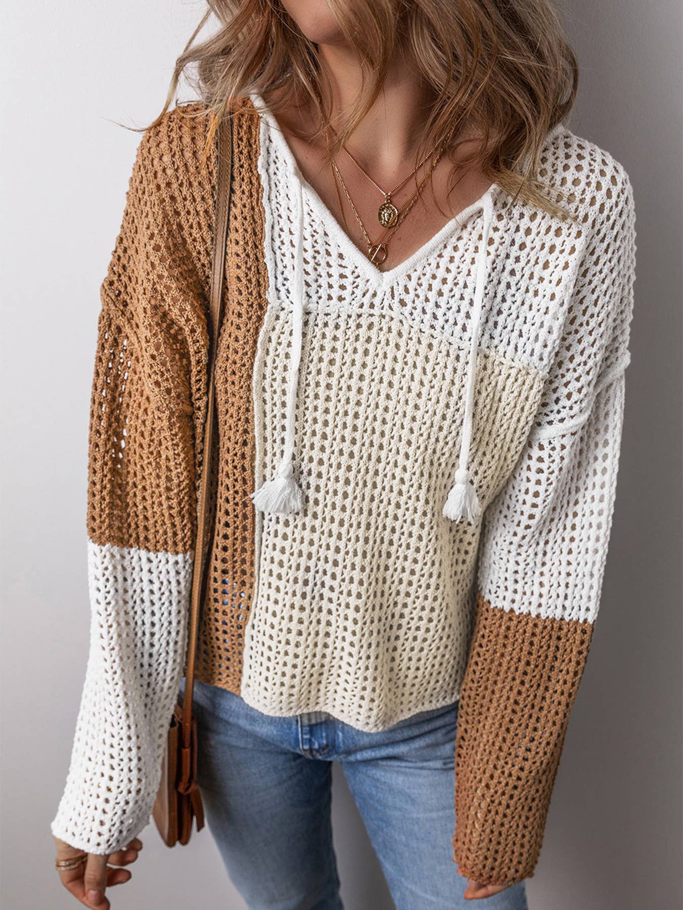 Camel‑Cream Colorblock Waffle Pullover: Beige
