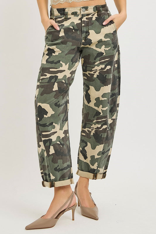 PLUS HIGH RISE ANKLE BARREL DOUBLE ROLL UP PANTS: Faded Camo