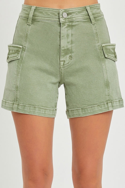 HIGH RISE CARGO SHORTS - Olive