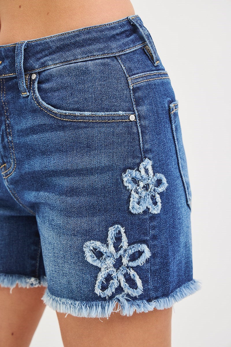 HIGH RISE FLOWER PATCHED SHORTS