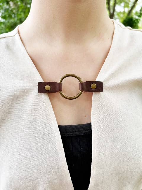 KardiKlips Cinch Clip - Bronze Ring & Studded Brown Leather, photo 1 of 7