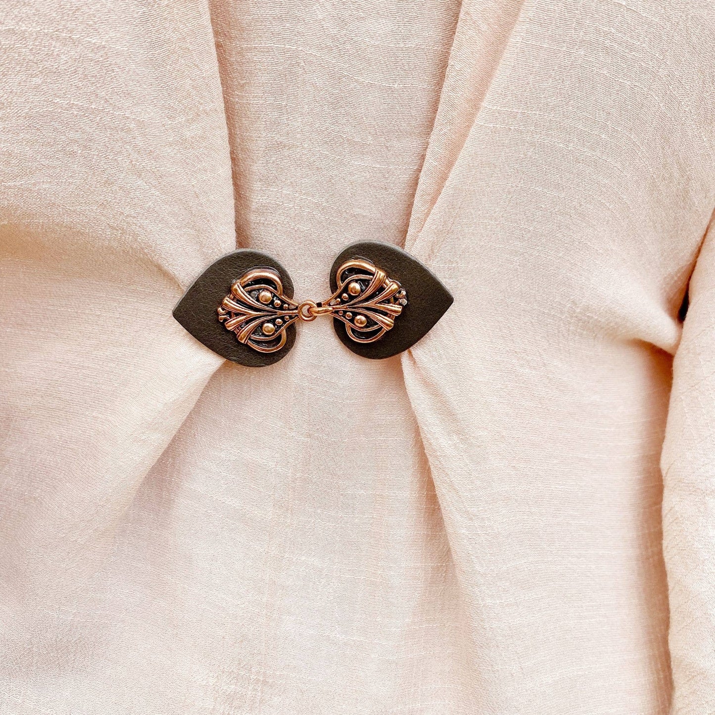 KardiKlips Leather Clothing Cinch Clip - Copper & Dark Gray, photo 5 of 6