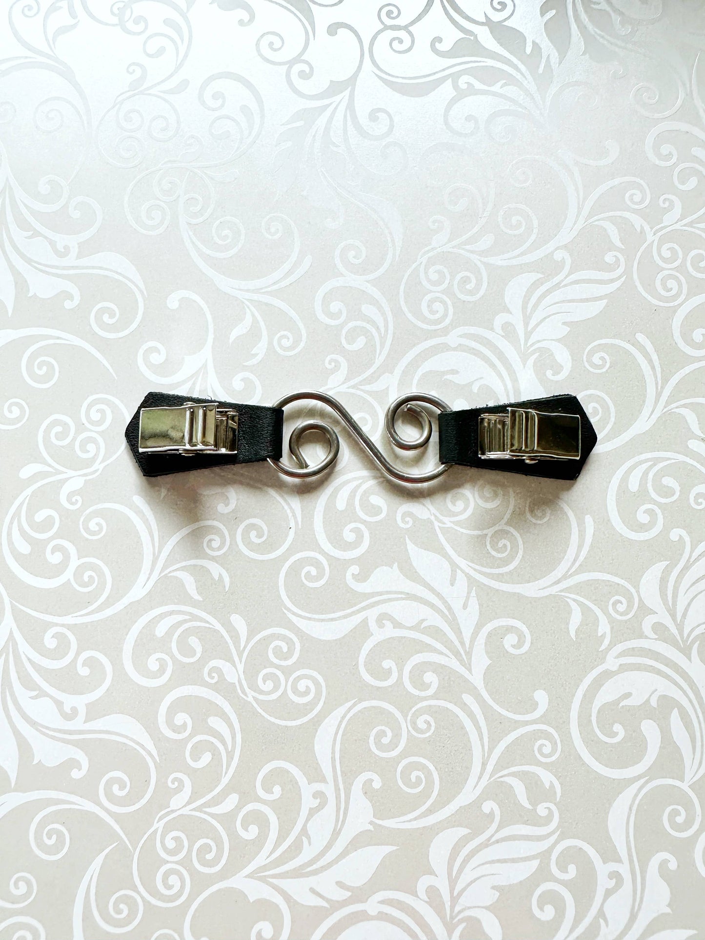 Silver & Black Leather Swirl Dress & Cardigan Cinch Clip