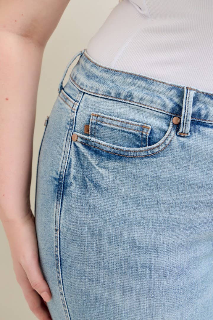 PLUS Mid Rise Tummy Control Vintage Wash Skinny