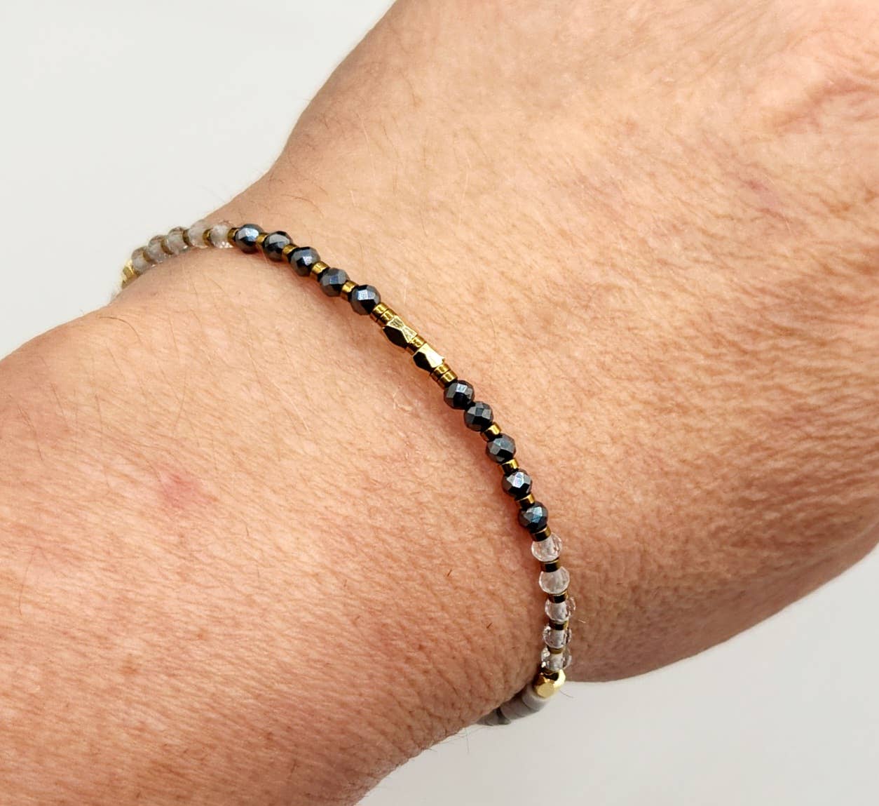 EMPATH PROTECTION-Terahertz/C. Quartz/White Howlite Bracelet