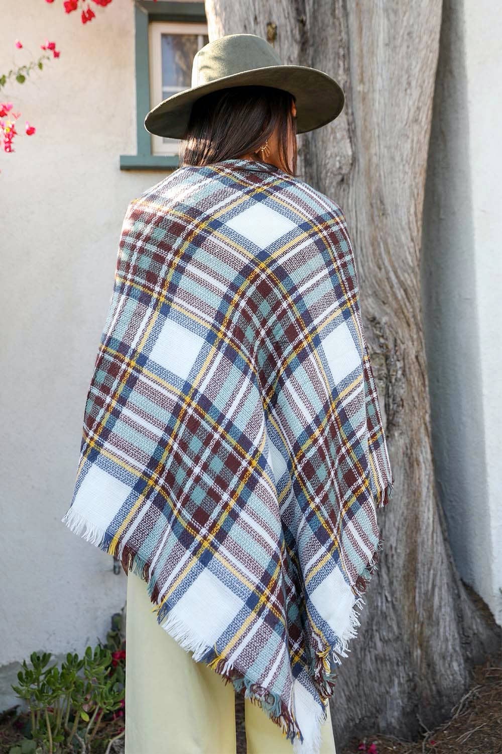 Classic Flannel Poncho with Toggle Closure: White/Brown/Mint
