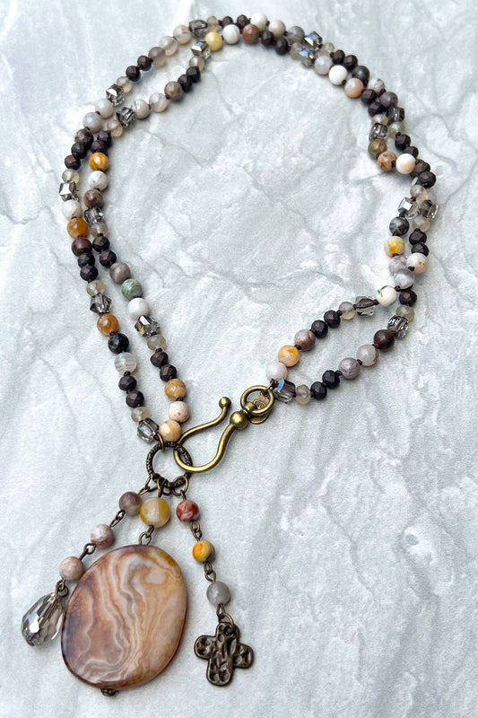 Gizelle Adjustable Charm Necklace - Grey
