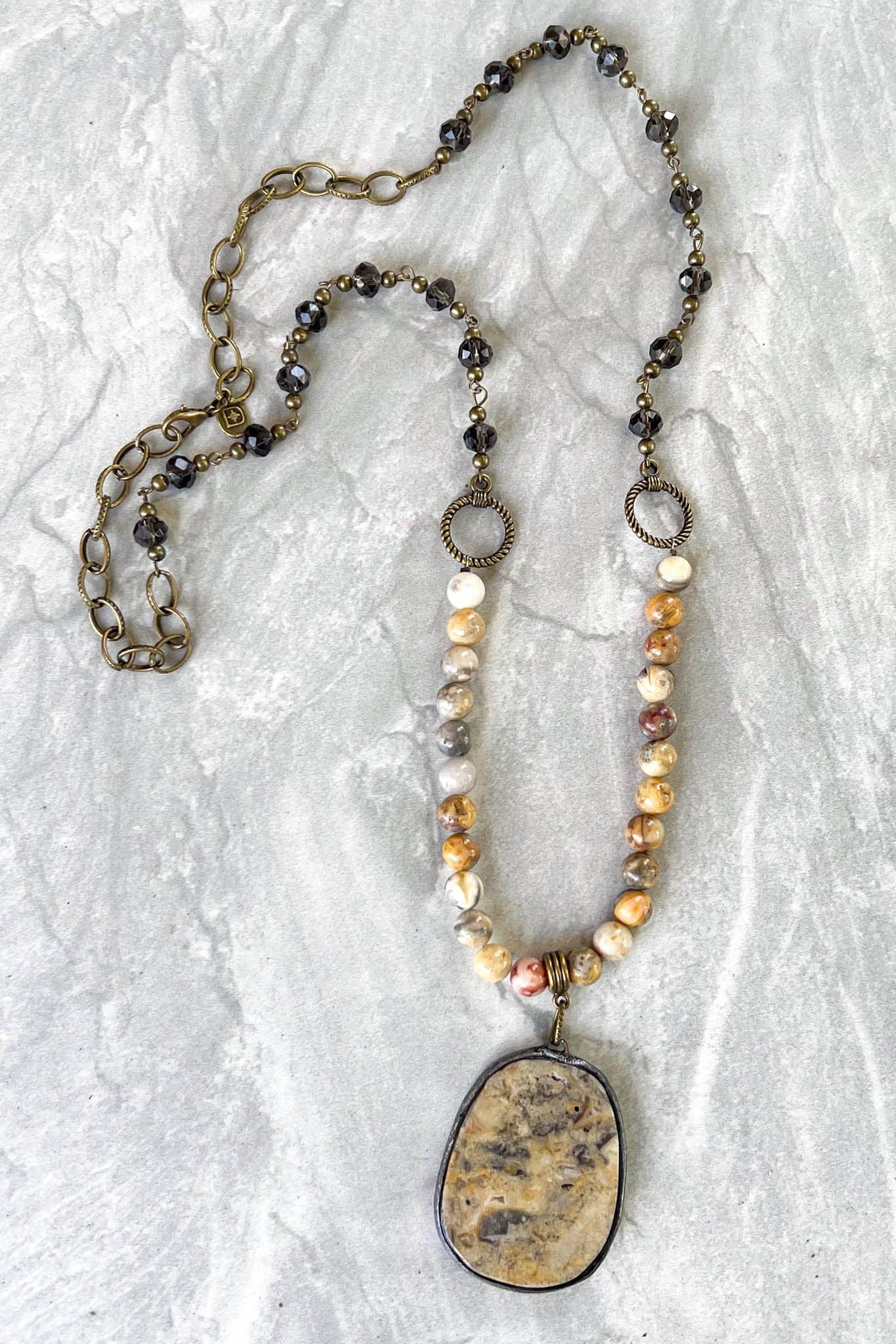 New Hope Half-Beaded Necklace with Stone Pendant