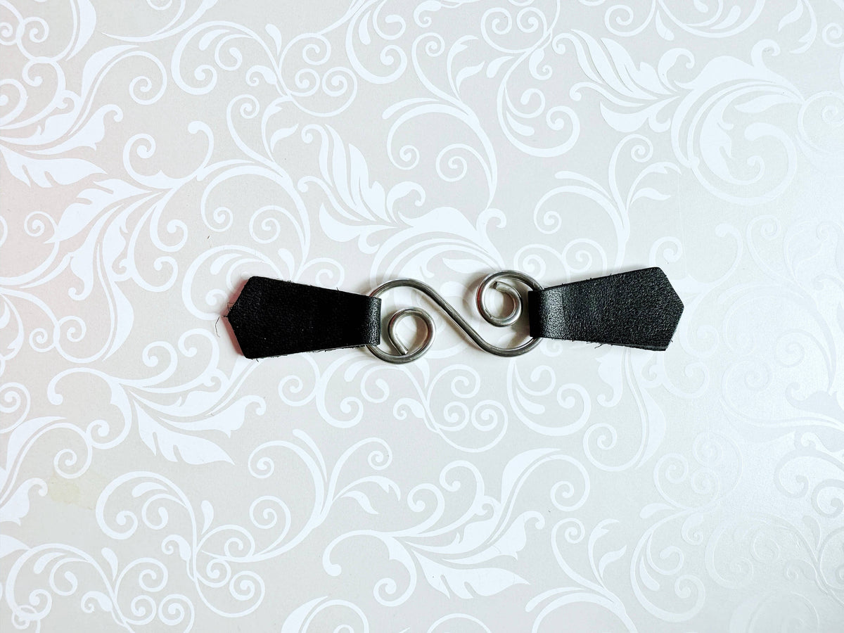 KardiKlips Cinch Clip - Silver & Black Leather Swirl, photo 2 of 5