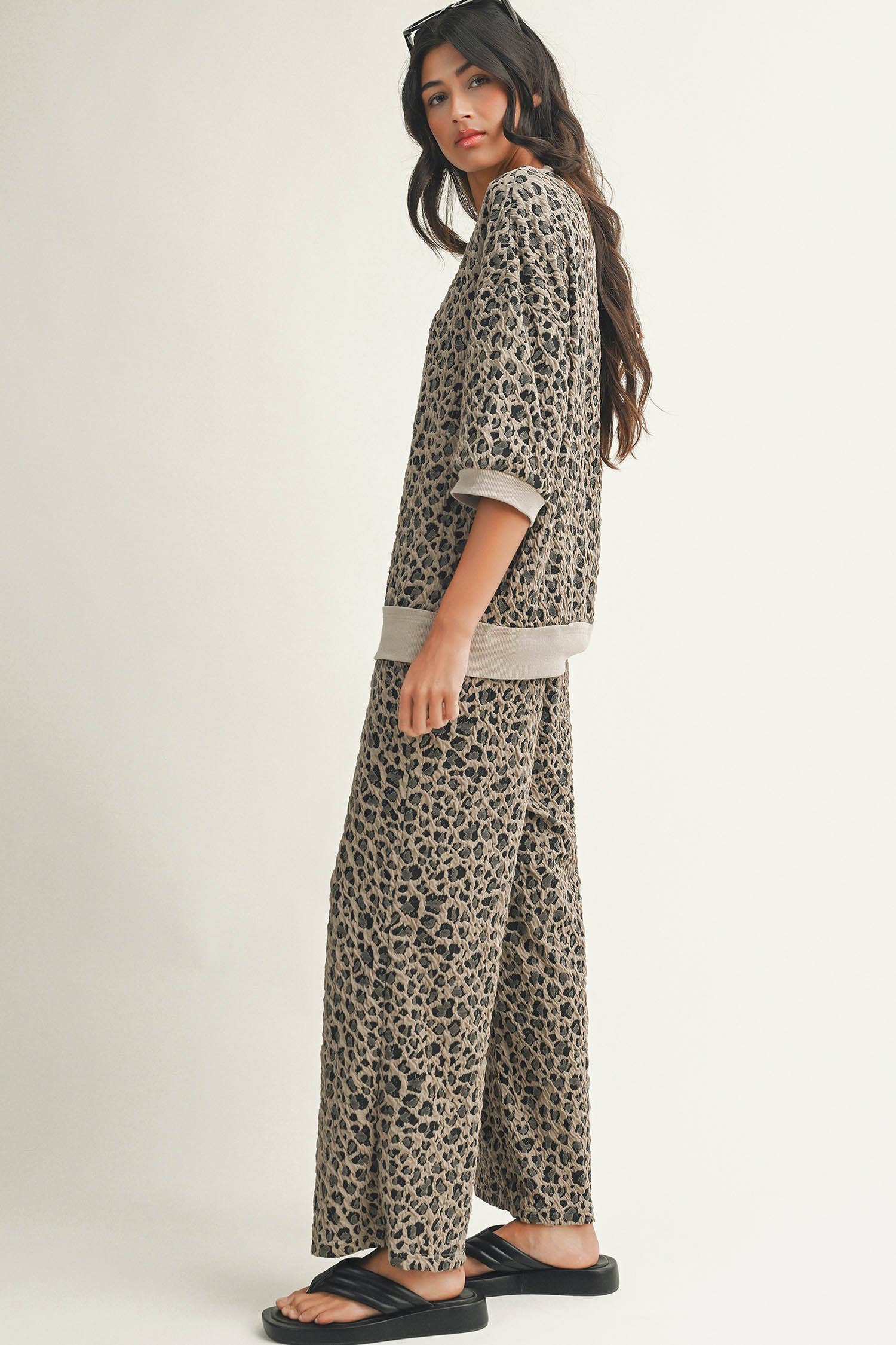 Leopard Puff Sleeve Pullover & Wide Leg Pant Set, photo 5 of 7